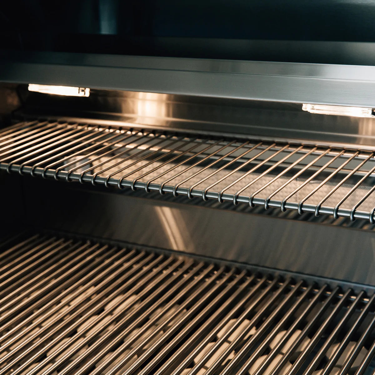Summerset Alturi U-Tube Series 30" 2-Burner Built-in Grill - Upper Livin