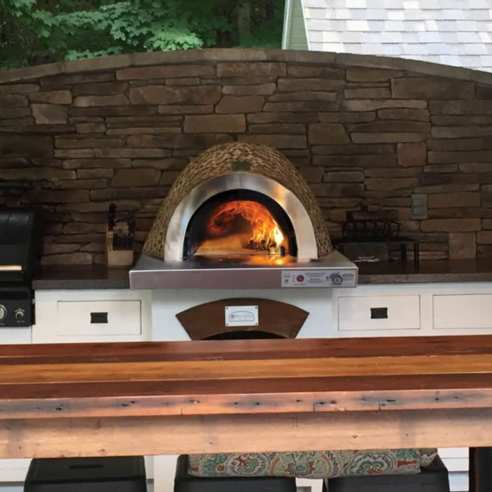 HPC Forno Gas and Wood Burning Pizza Oven - Villa Series - Upper Livin
