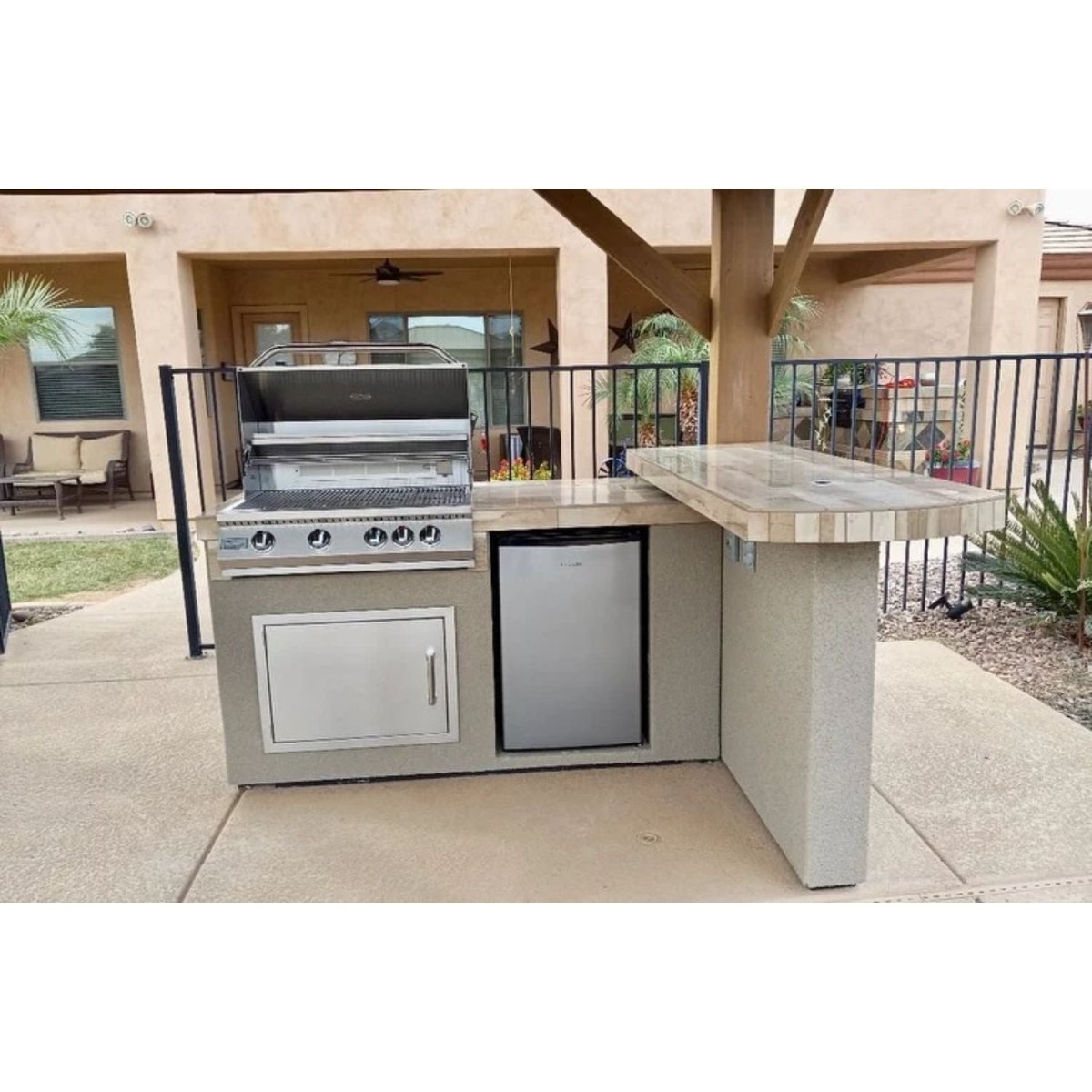 KoKoMo Grills Aspen BBQ Island 4" Burner Built-in BBQ Grill - Upper Livin