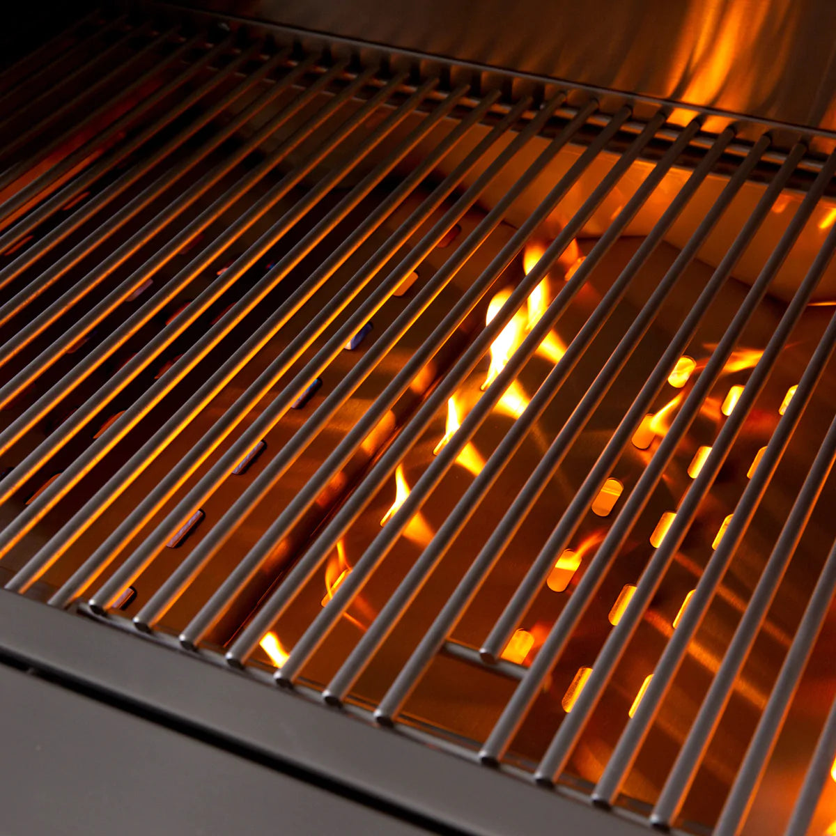 Summerset Builder Series Resort 30" 2-Burner Built-in Grill - Upper Livin
